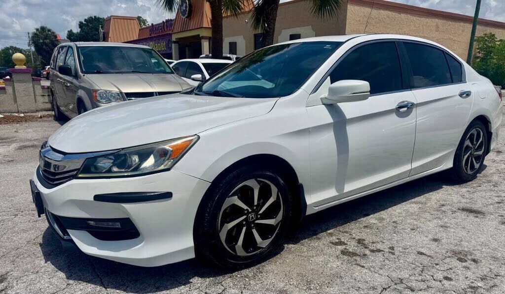 2016 HONDA Accord