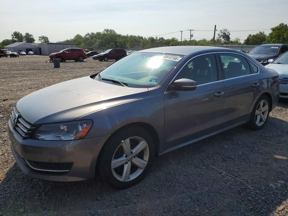 2014 VOLKSWAGEN Passat
