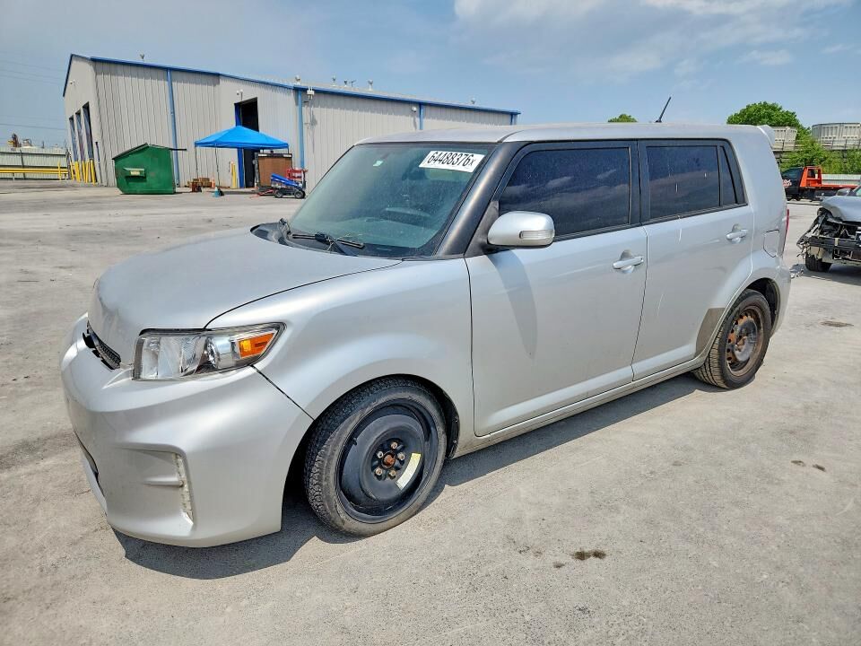2013 TOYOTA SCION