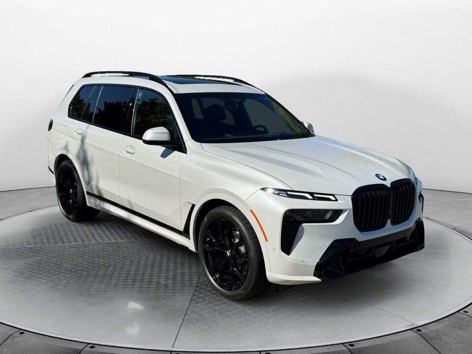 2027 BMW X7