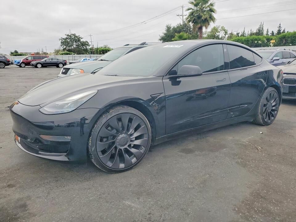 2022 TESLA Model 3