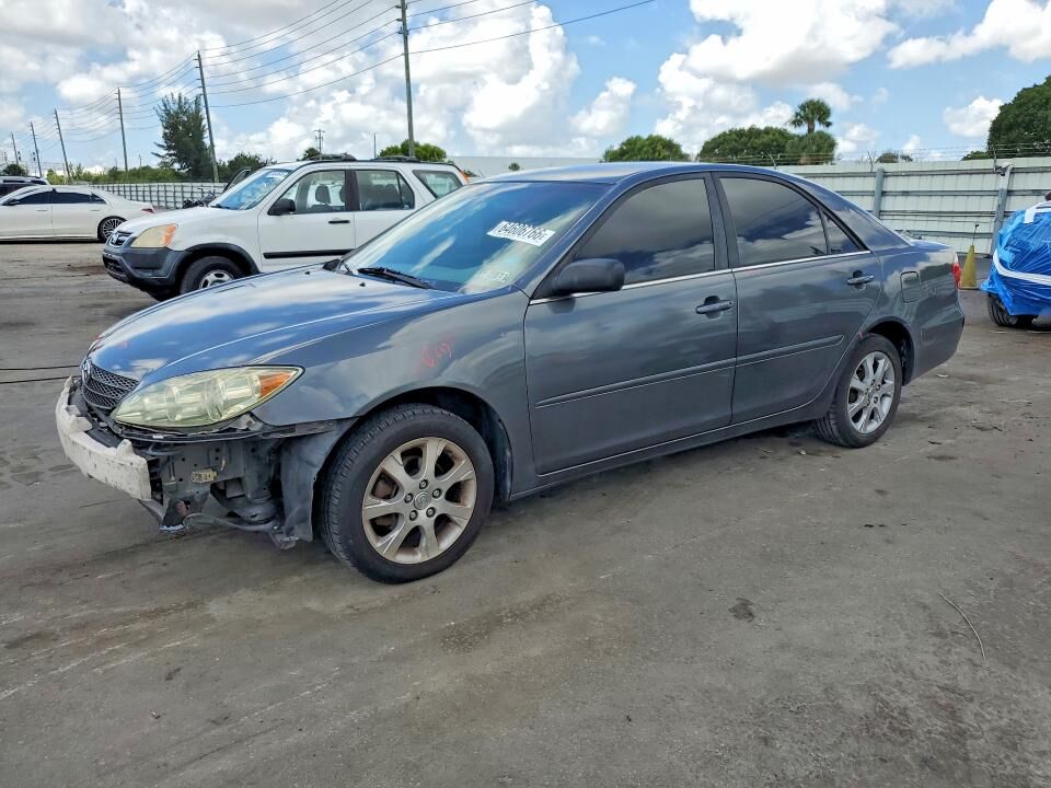 2005 TOYOTA Camry