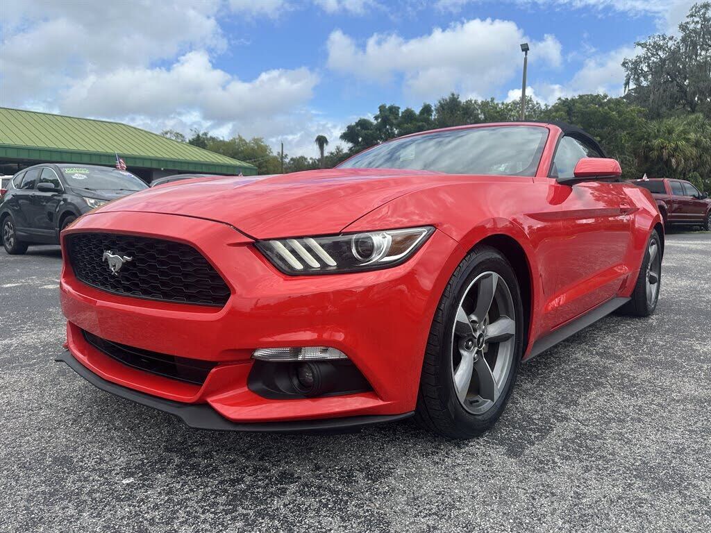 2017 FORD Mustang