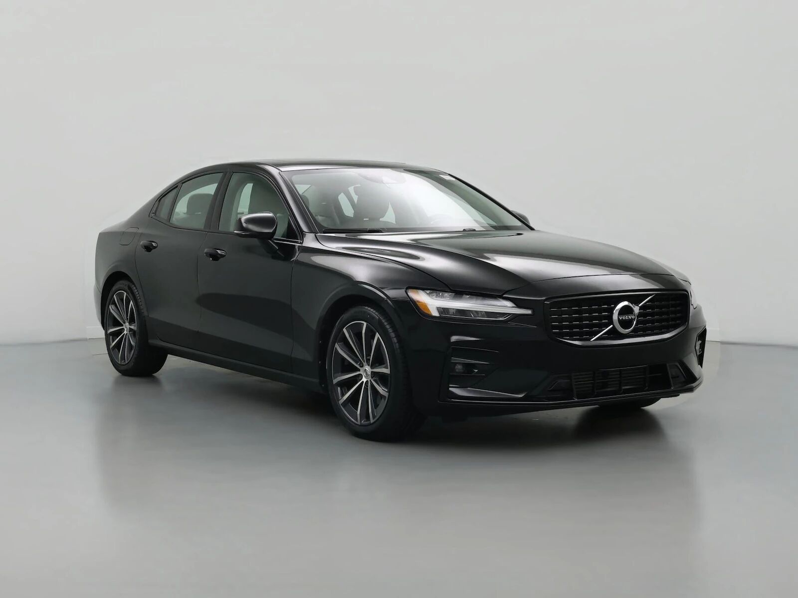 2021 VOLVO S60