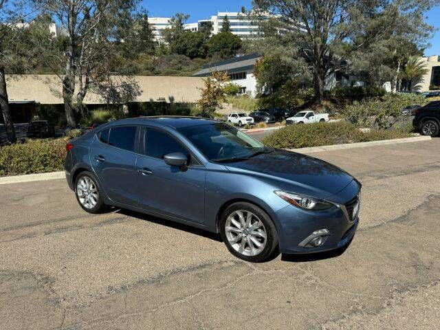 2016 MAZDA Mazda3