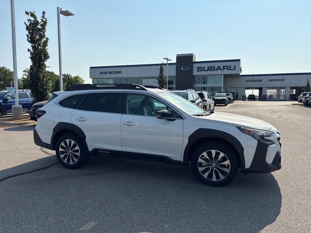 2025 SUBARU Outback