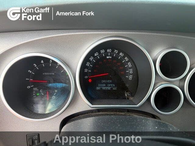 2011 TOYOTA Sequoia