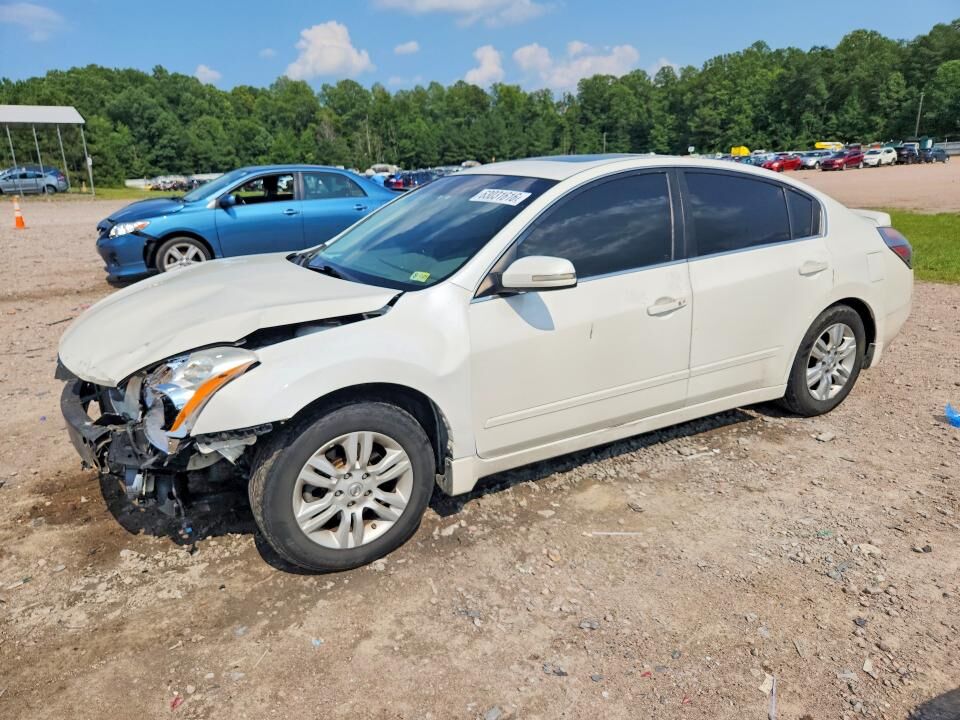 2010 NISSAN Altima