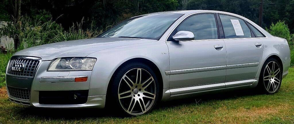 2007 AUDI S8