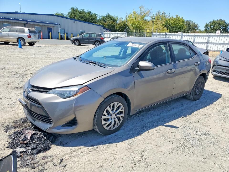 2017 TOYOTA Corolla