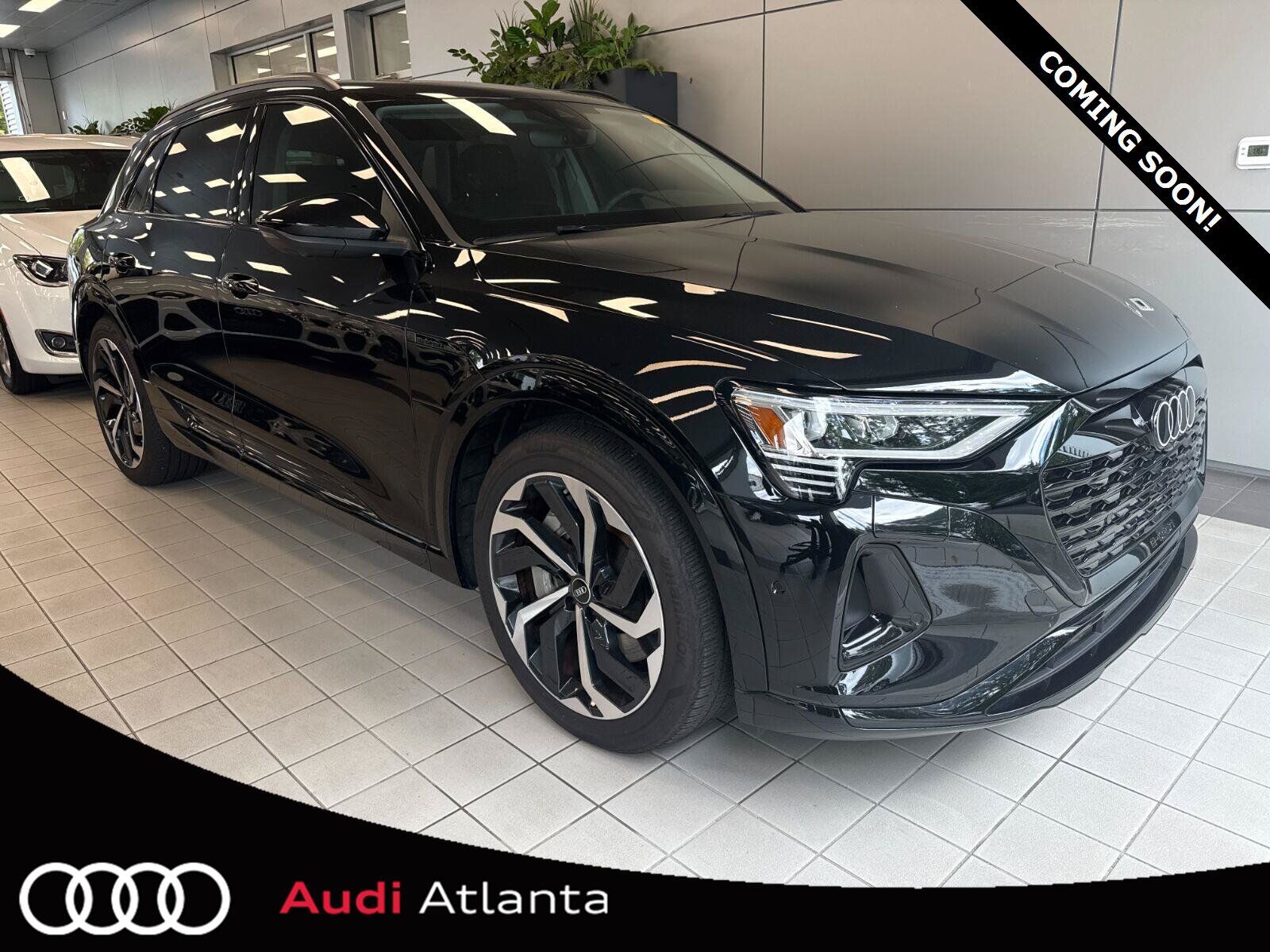 2024 AUDI Q8