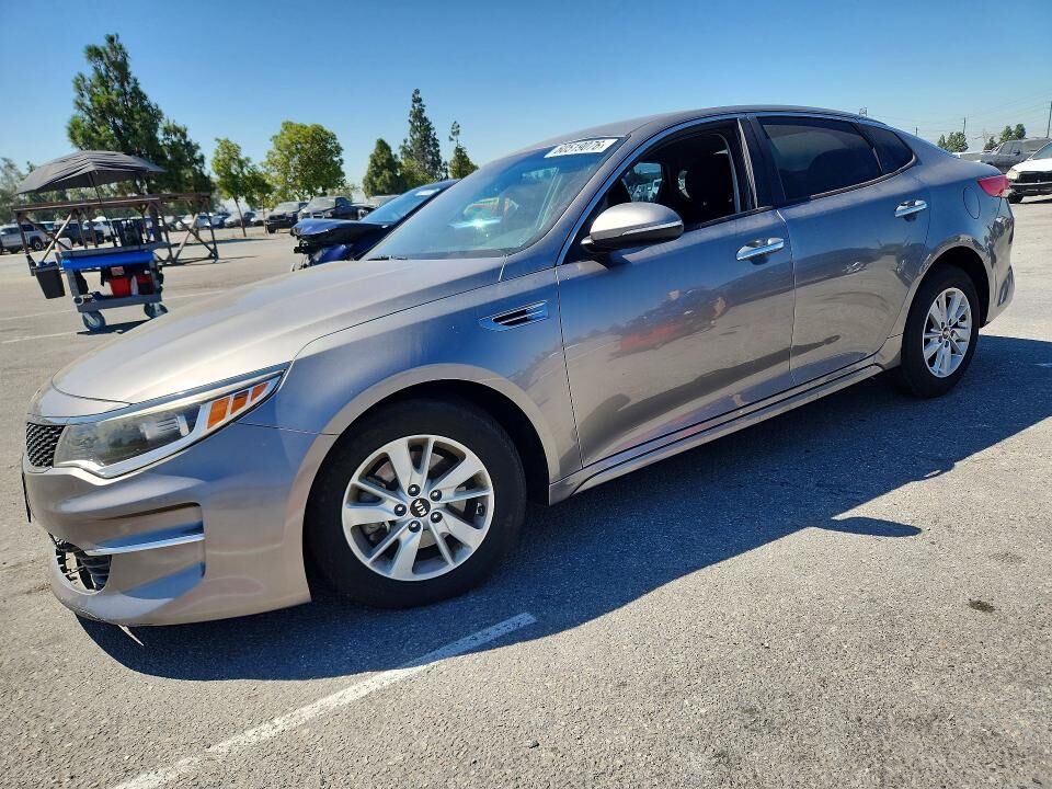 2018 KIA Optima