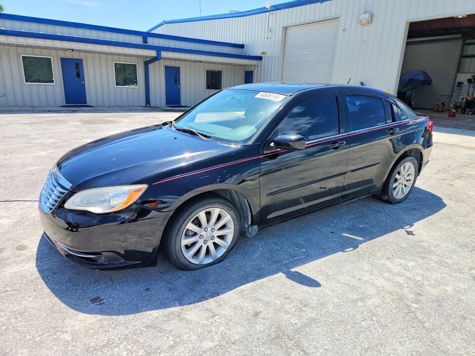 2013 CHRYSLER 200