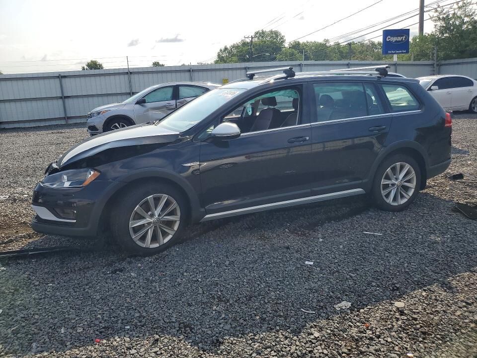 2017 VOLKSWAGEN Golf Alltrack