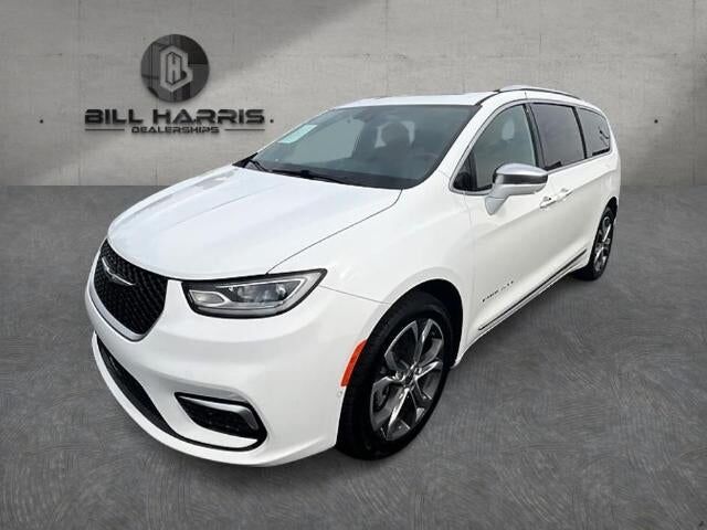 2022 CHRYSLER Pacifica