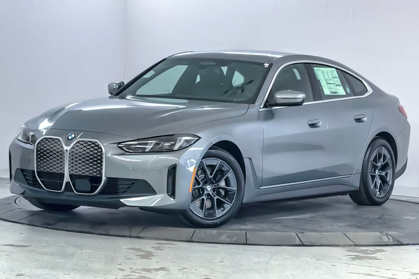 2026 BMW i4