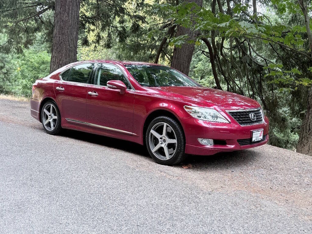 2010 LEXUS LS