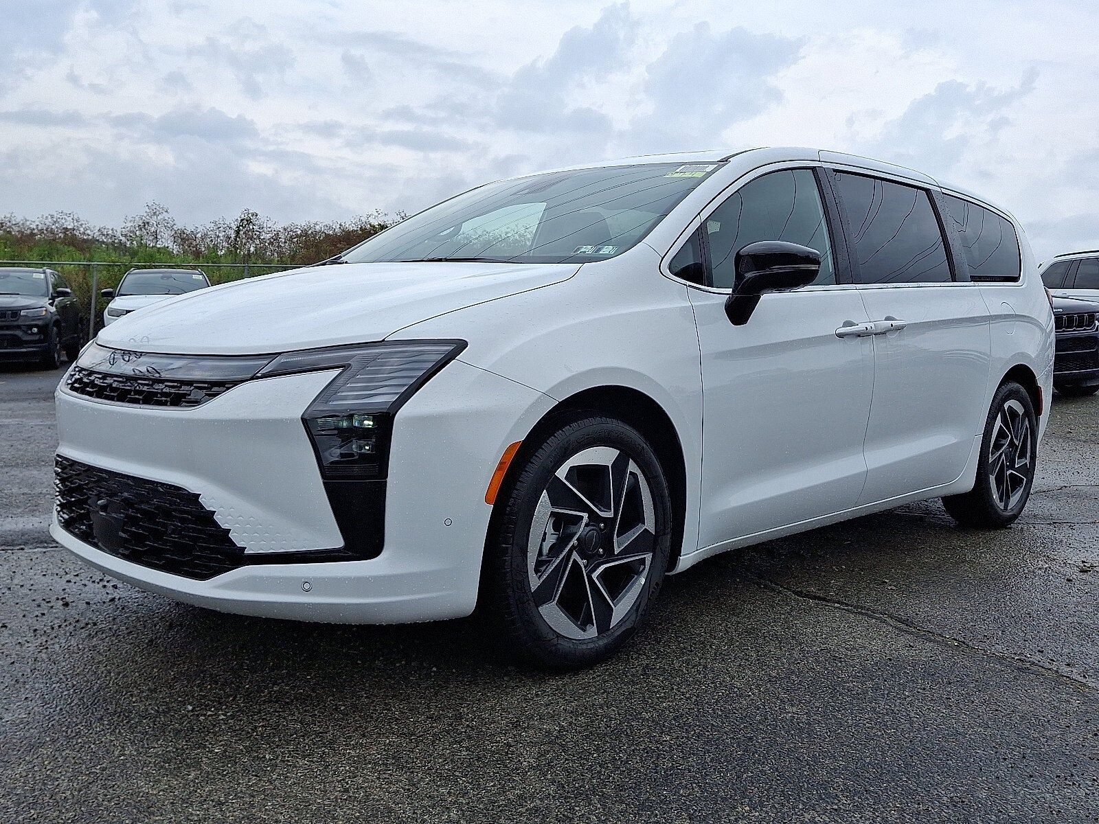 2027 CHRYSLER Pacifica