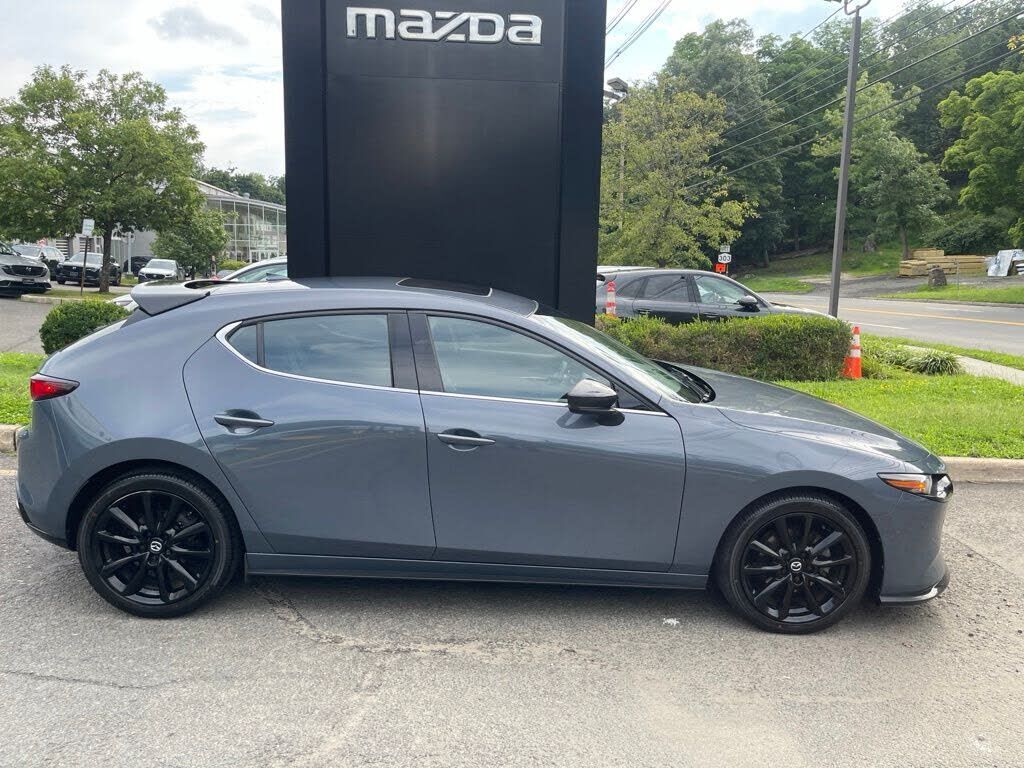 2022 MAZDA Mazda3