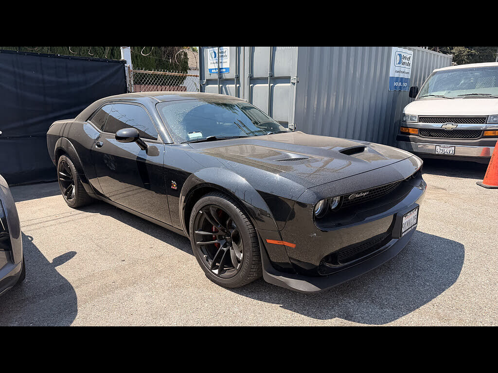 2020 DODGE Challenger