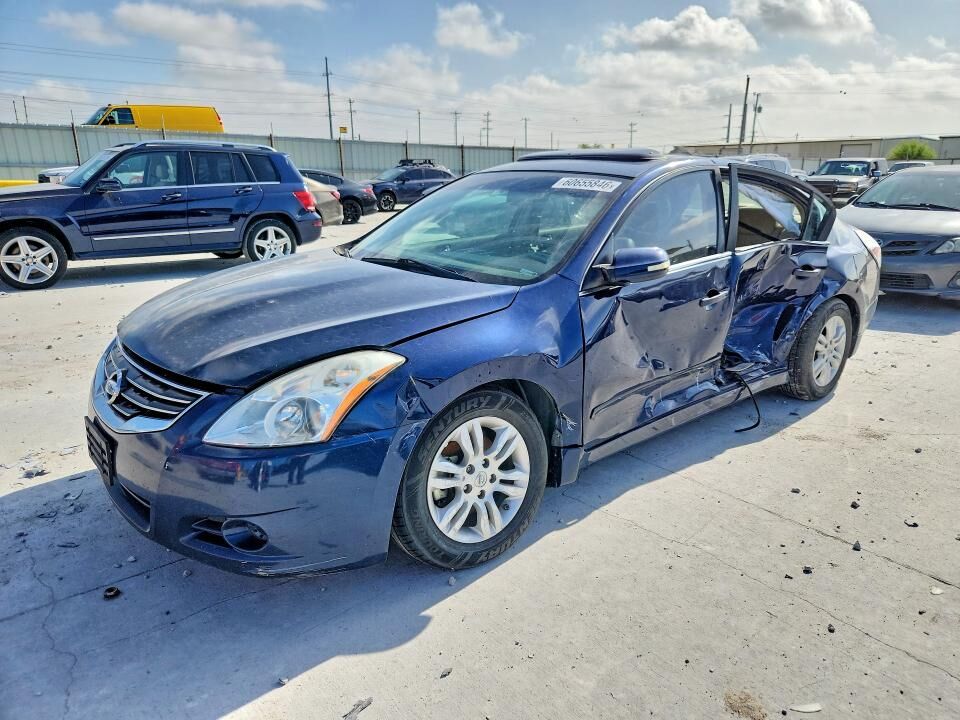 2010 NISSAN Altima