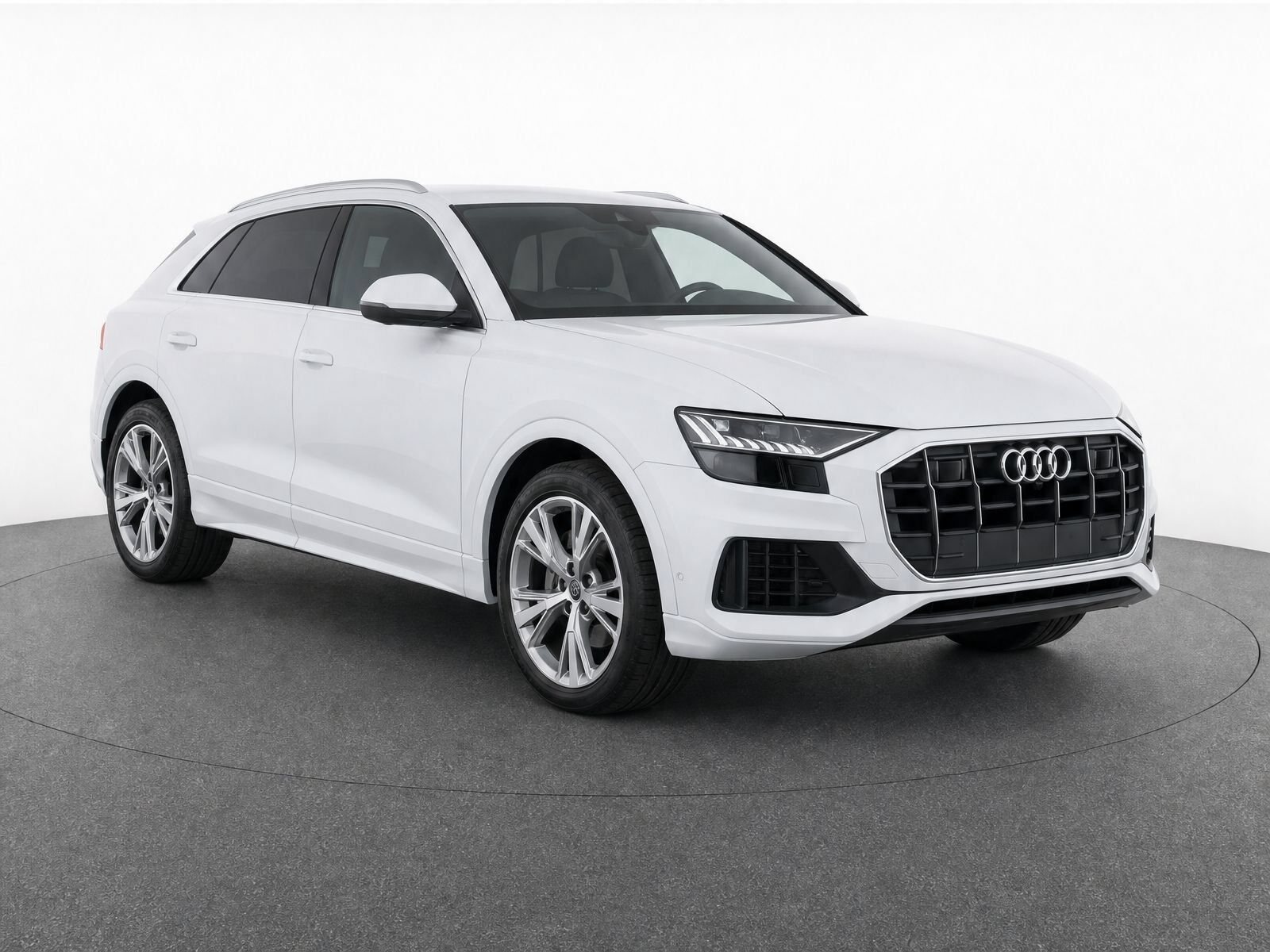 2023 AUDI Q8