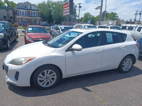 2013 MAZDA Mazda3