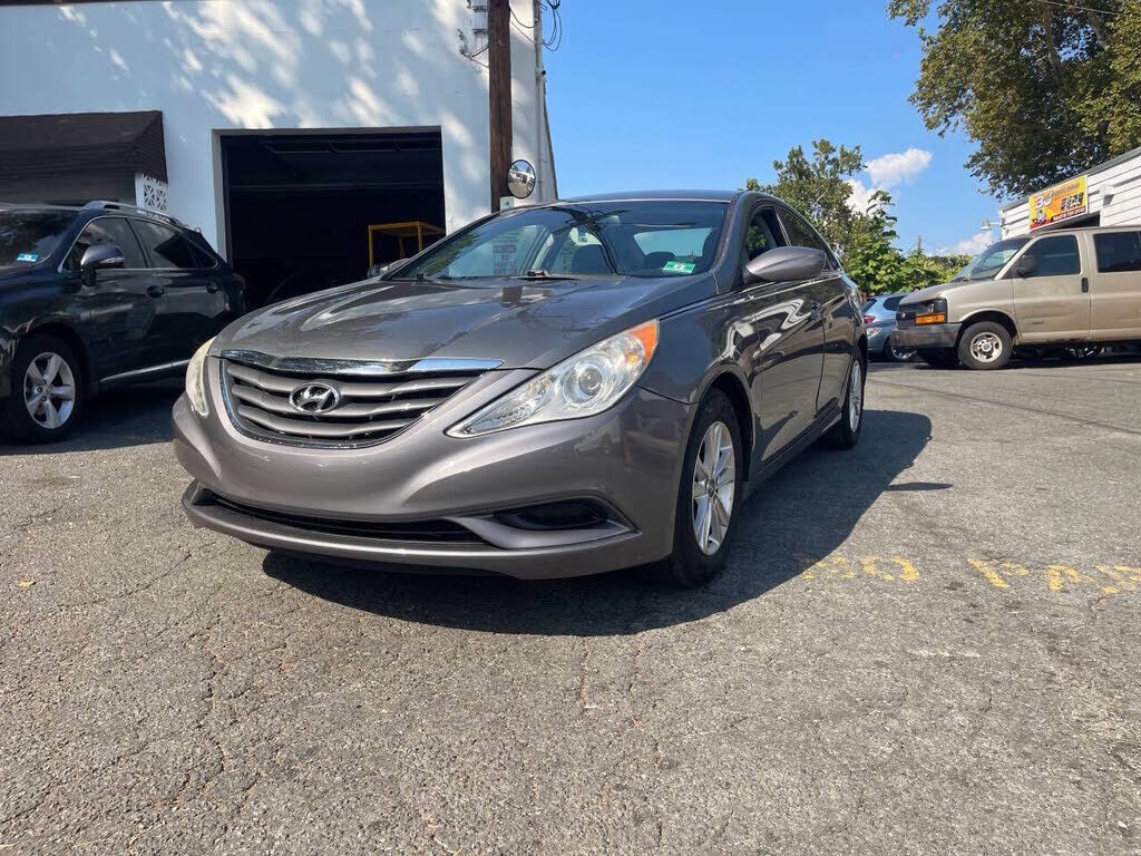 2013 HYUNDAI Sonata