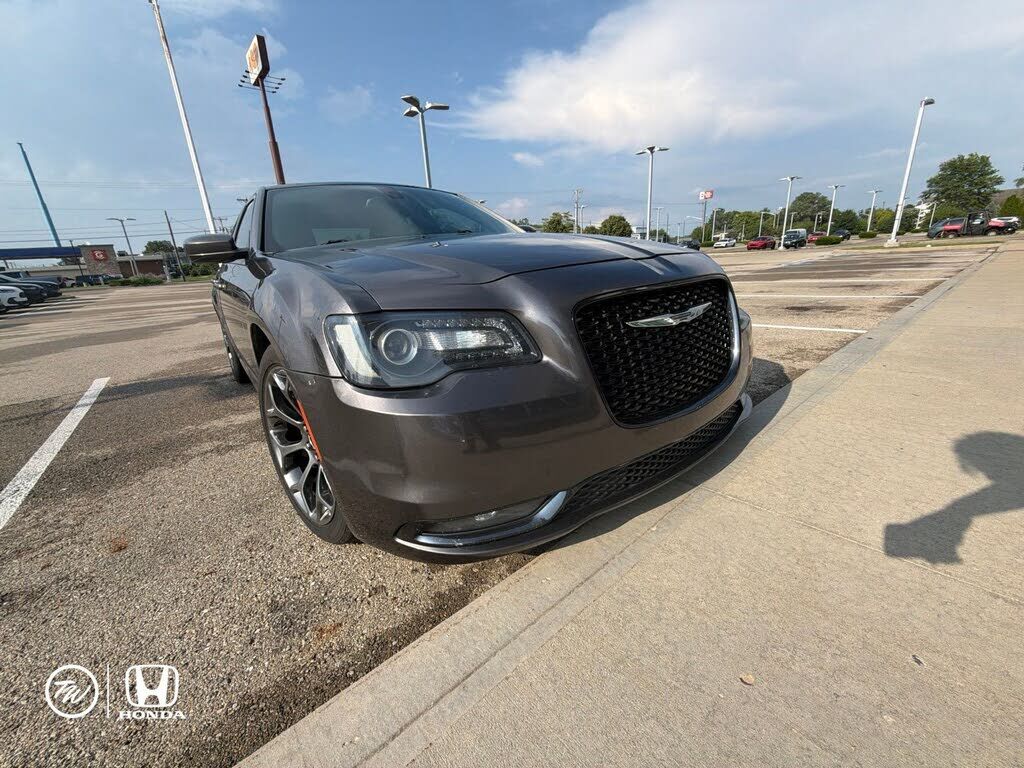 2015 CHRYSLER 300