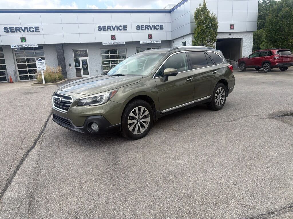2018 SUBARU Outback