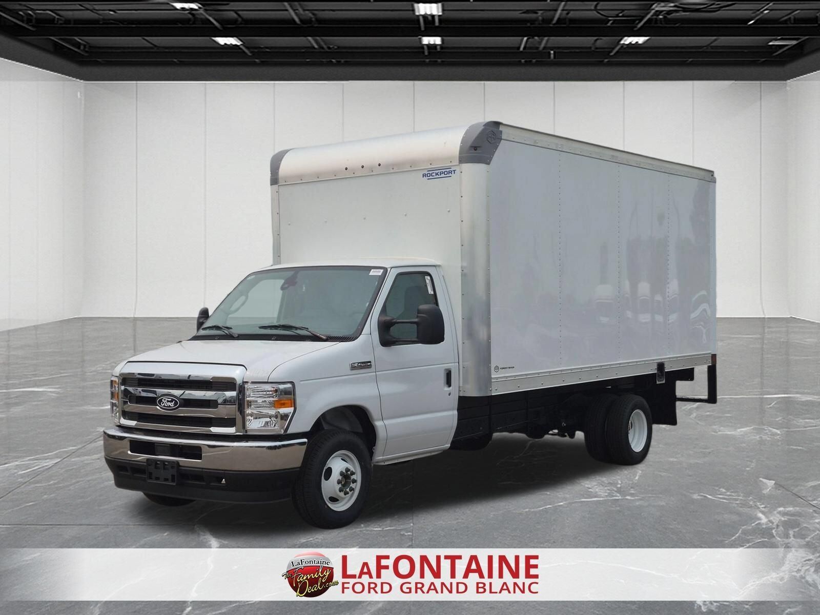 2027 FORD E-450
