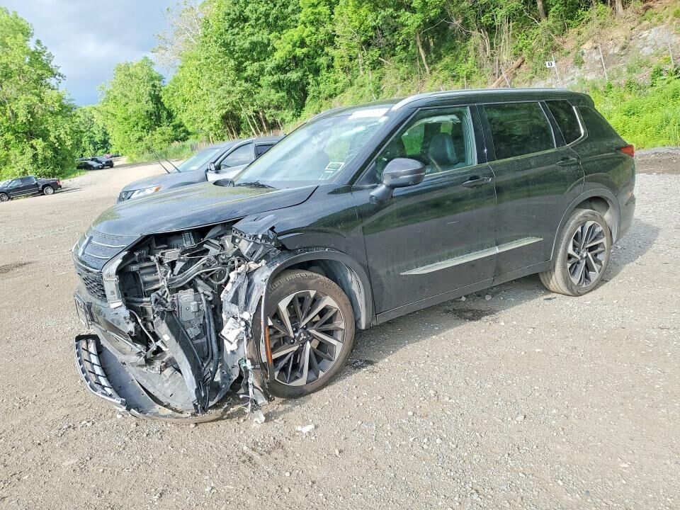 2022 MITSUBISHI Outlander