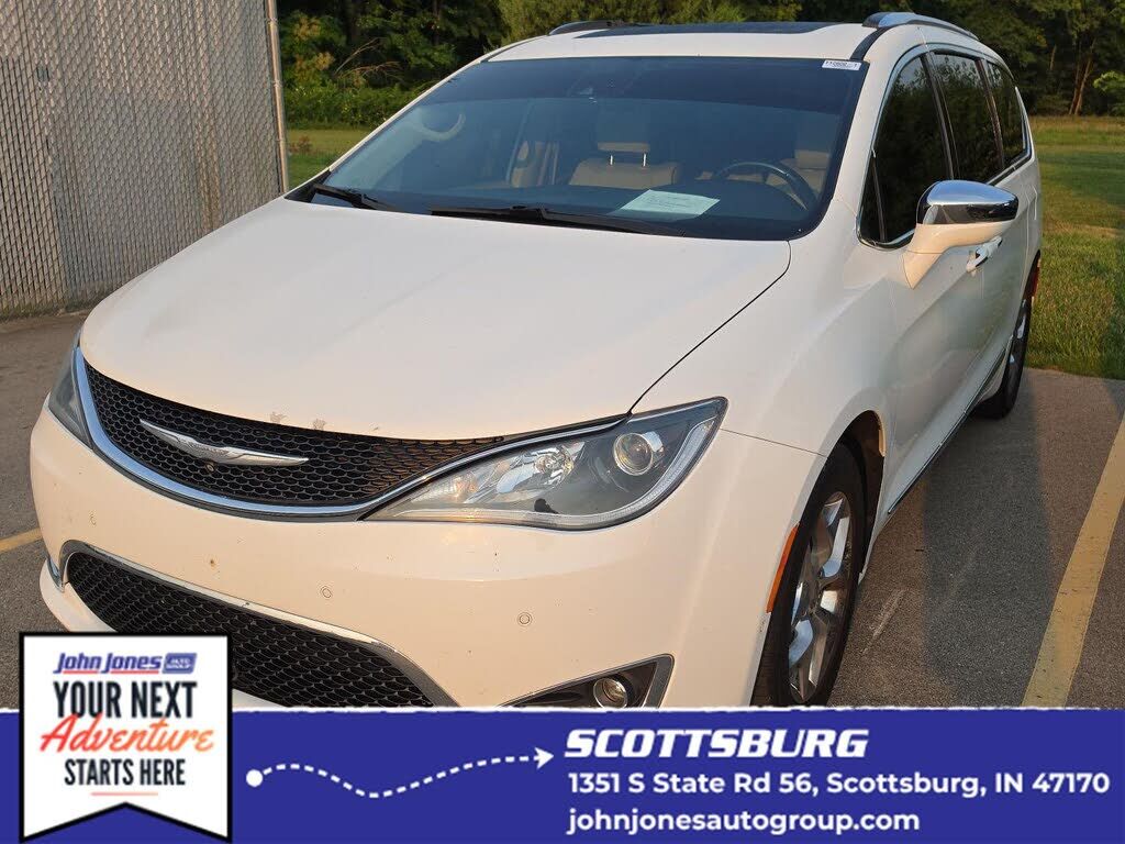 2017 CHRYSLER Pacifica