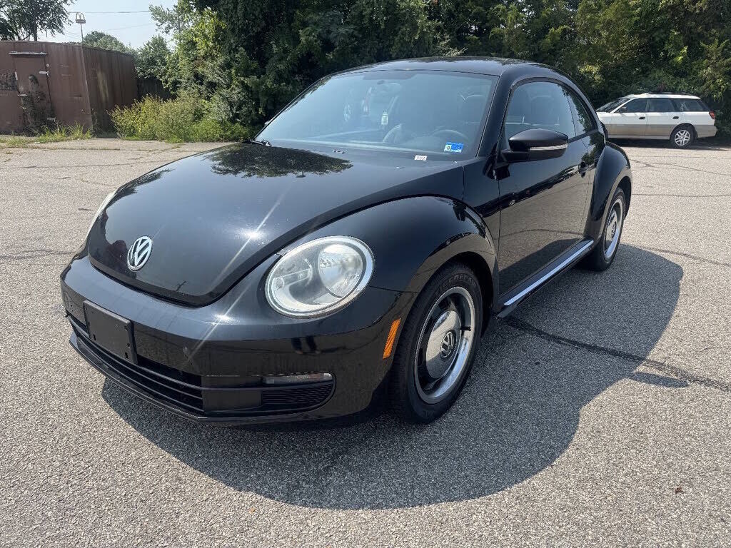2012 VOLKSWAGEN Beetle
