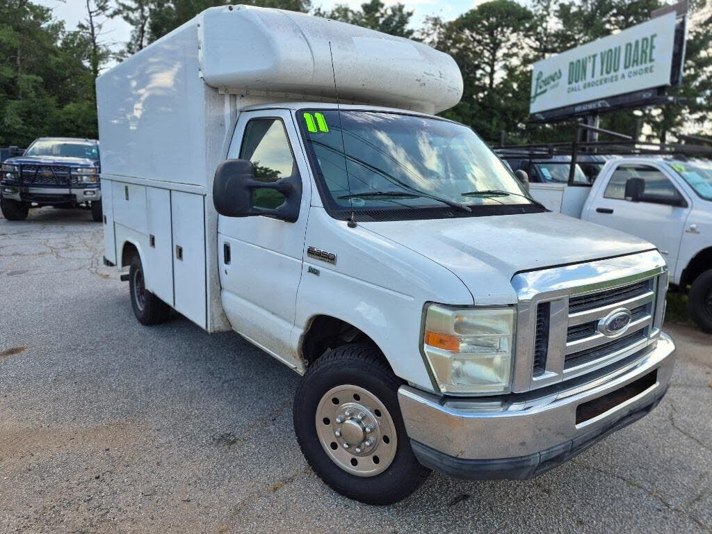 2011 FORD E-350