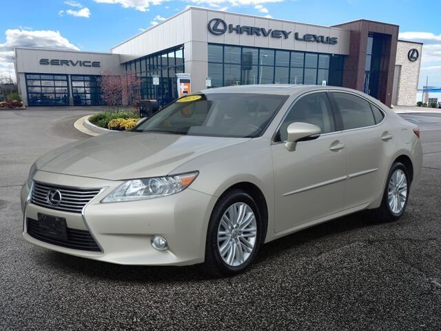 2013 LEXUS ES