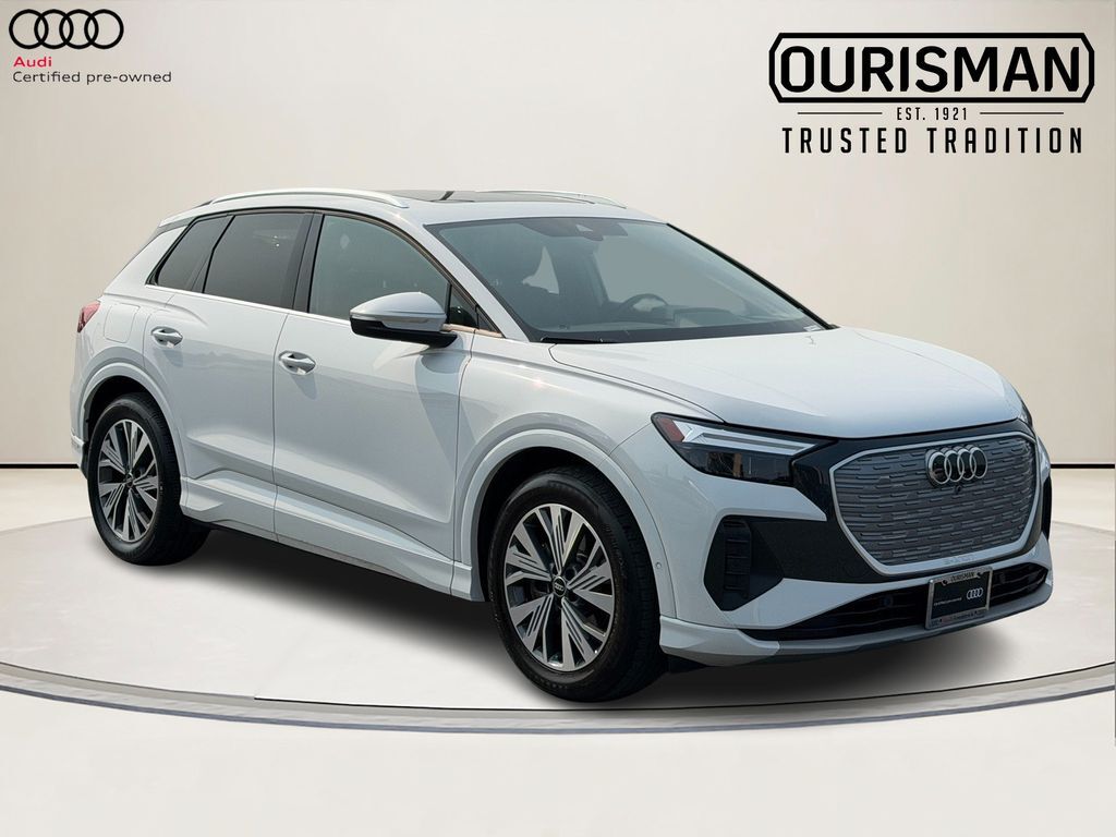 2023 AUDI Q4