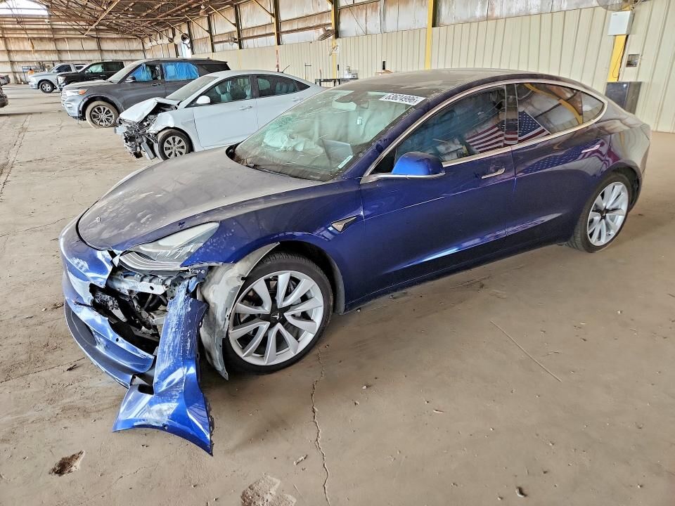 2018 TESLA Model 3
