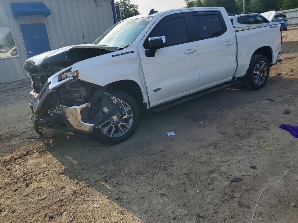 2021 CHEVROLET Silverado