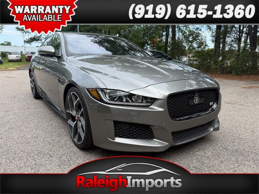 2019 JAGUAR XE