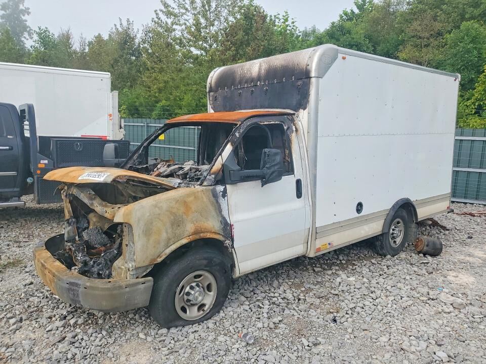 2023 CHEVROLET Express