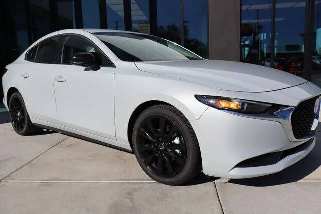 2026 MAZDA Mazda3