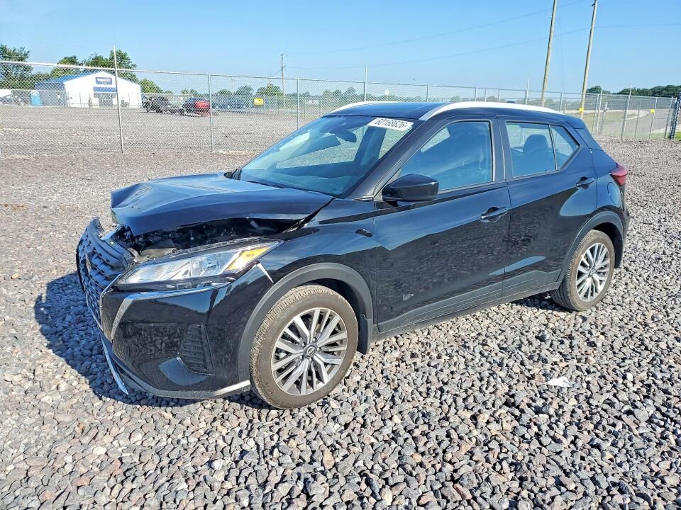 2024 NISSAN Kicks