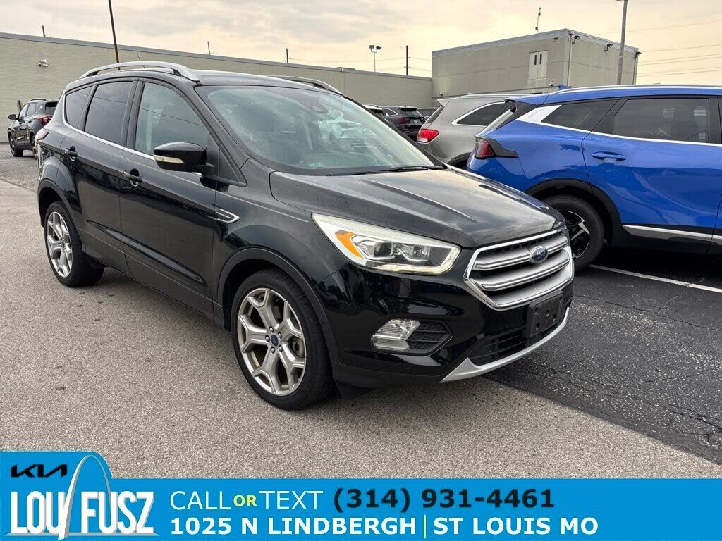 2017 FORD Escape