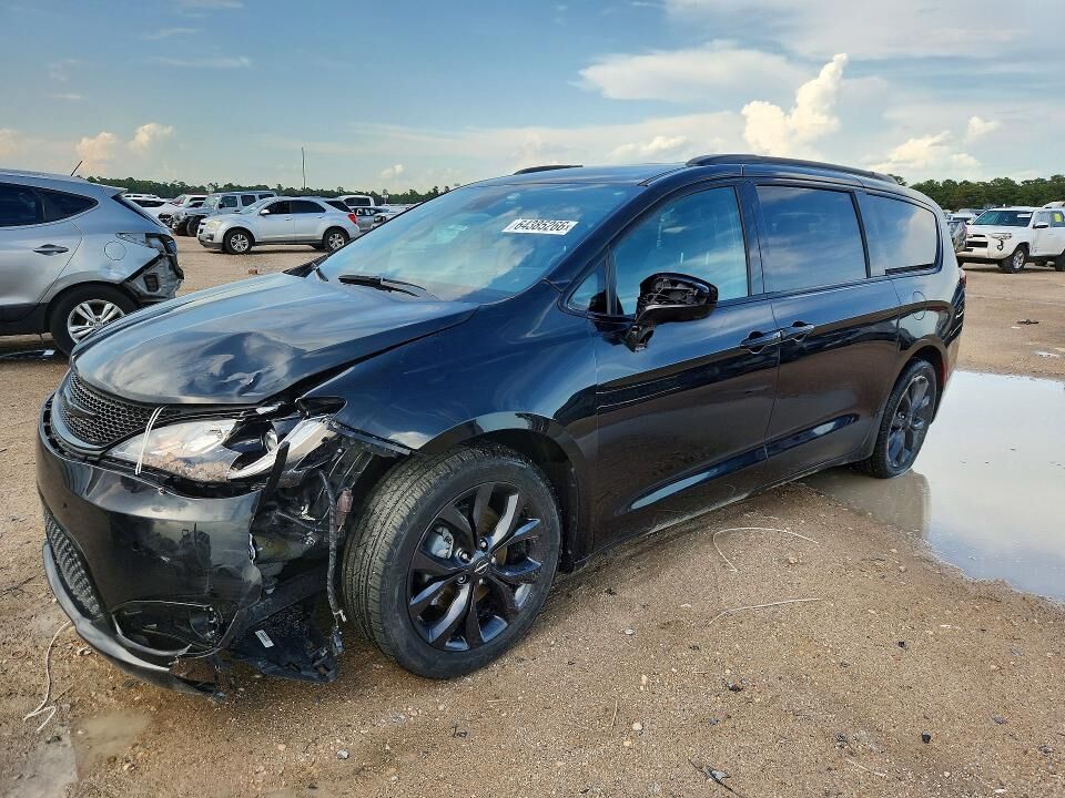 2020 CHRYSLER Pacifica
