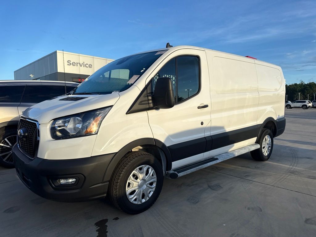 2025 FORD Transit