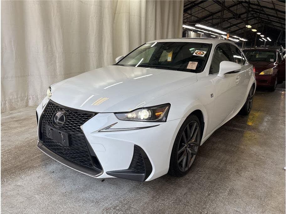 2017 LEXUS IS
