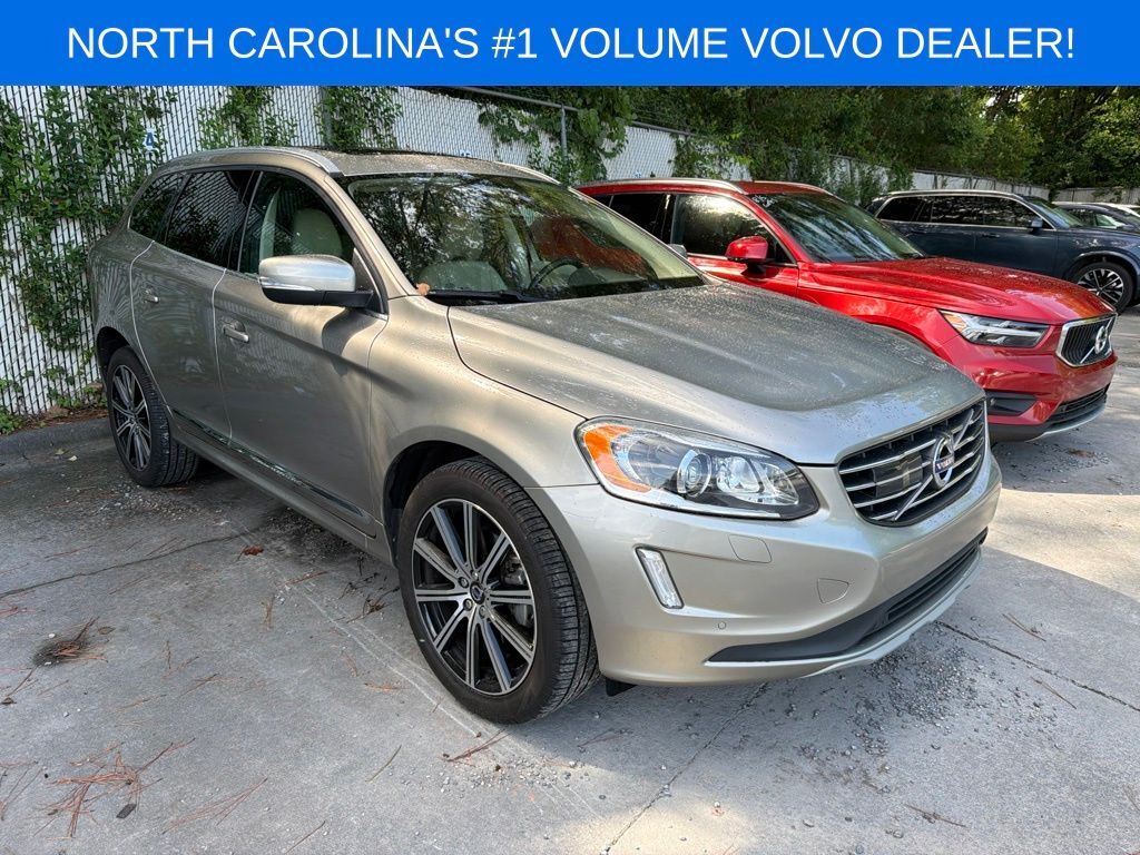 2016 VOLVO XC60