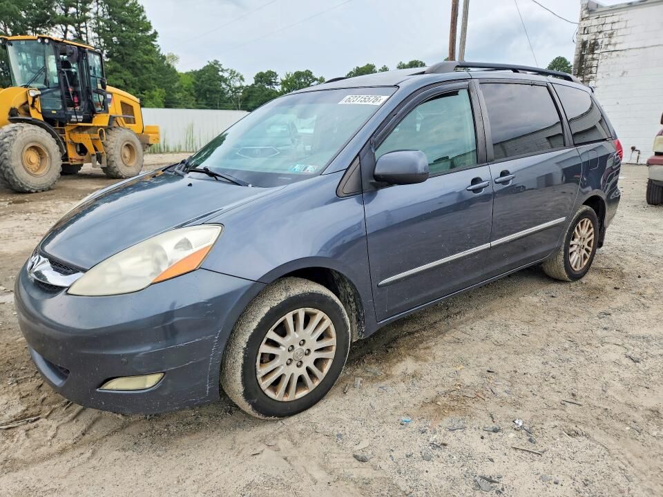2008 TOYOTA Sienna
