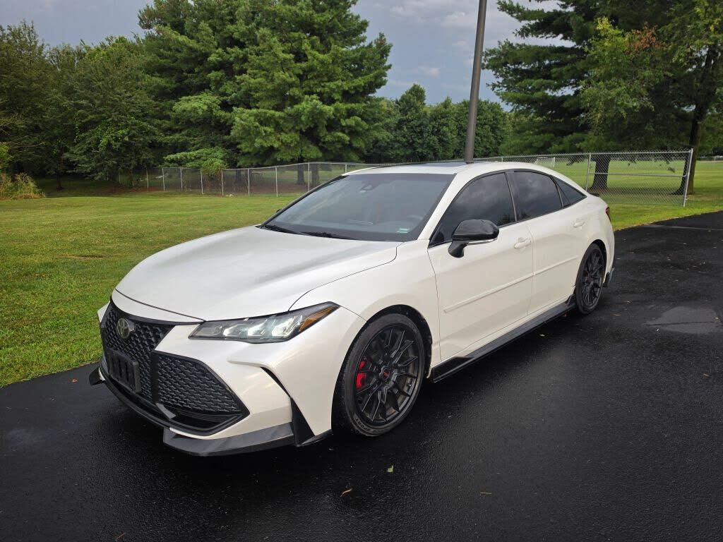 2020 TOYOTA Avalon